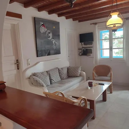 Beachside 2 Bd Stylish Apt W Private Patio *