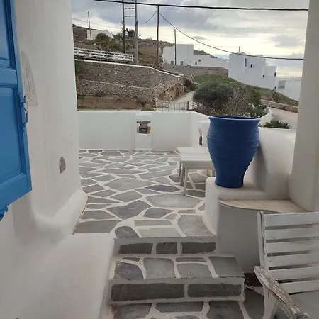 Beachside 2 Bd Stylish Apt W Private Patio